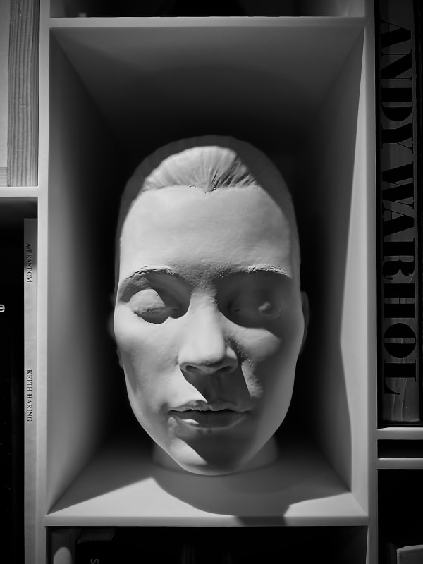 Marc Quinn, Sleeping Beauty (Kate Moss), 2005