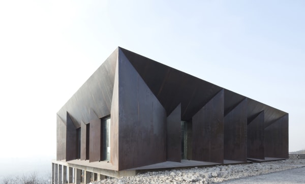 White Deer Plain. Mountain Land Home Stay / Mainland China, Guangzhou Huiyimingcheng Architectural Design Co., Ltd. / Mainland China