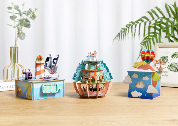 Team Green JIGZLE Music Box - Adventure Series, Starlite Visual Communication Limited / Hong Kong