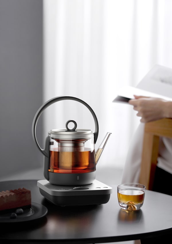Jingyue loop-handle kettle, INTEONE / The Mainland