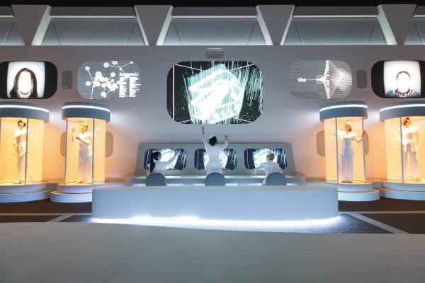 Immersive Experience “Syn : Unfolded Horizon of Bodily Senses” , Rhizomatiks / Japan