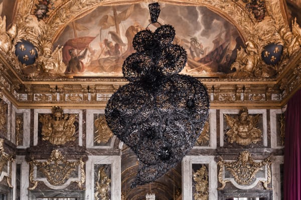 JOANA VASCONCELOS: VERSAILLES
