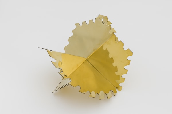 Lyz Parayzo, Bixinha Circular Hexagonal, 2022