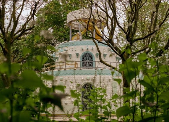 JOANA VASCONCELOS . WEDDING CAKE