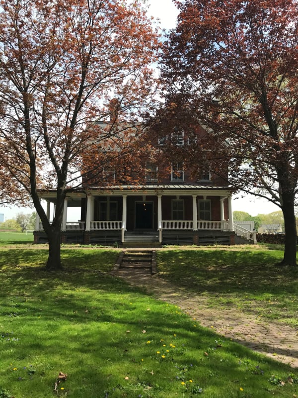 Ricco/Maresca Gallery is pleased to present a one-person exhibition of the work of Ken Grimes at NADA House 2021 in Governors Island. This collaborative public exhibition is taking place in an expanded format for its third iteration—with gallery presentations in over 50 rooms in three neighboring turn-of-the-century colonial revival buildings.