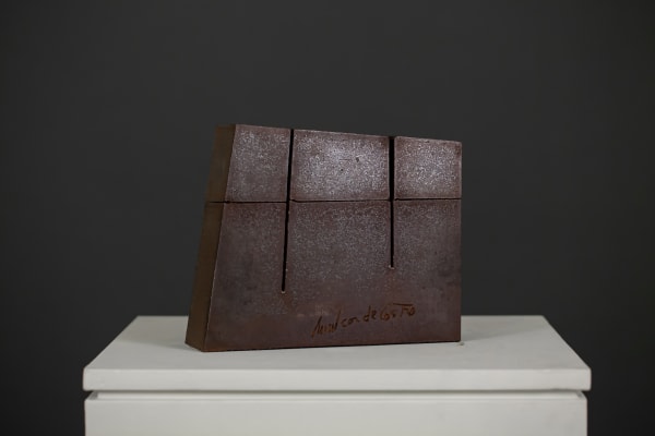 Amilcar de Castro, Escultura 001, 1985