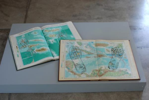 Intimidades - Jogos Perigosos*, Galeria Marilia Razuk, 2007