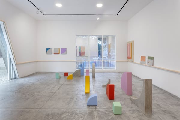 CAROLINA MARTINEZ: TODAVIA, CAMINHAR @ Galeria Marilia Razuk, 2023. Foto (Photo) Filipe Berndt