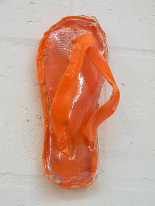 Sergio Romagnolo, Sandália Havaianas laranja e Transparente, 2011