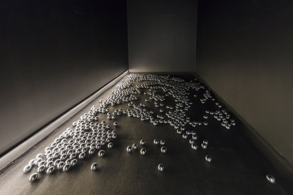 Maria Laet / Poro - Galeria Marilia Razuk, 2018. Foto (Photo): Filipe Berndt