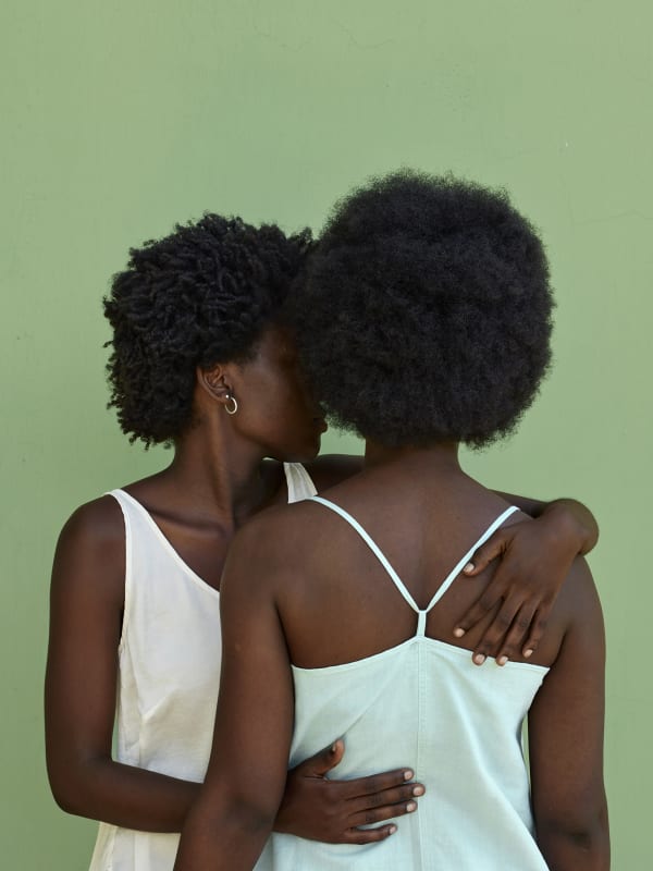 Laura Bonnefous, Women in Green, Kilamba, 2022