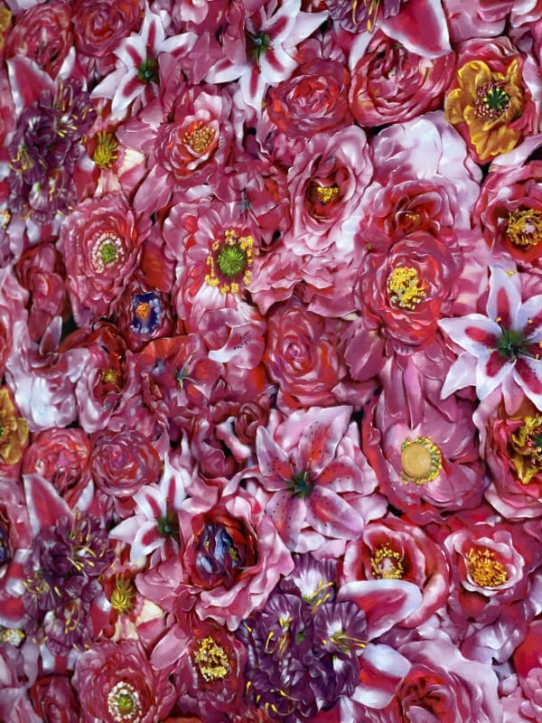 Testsutaro Kamatani artwork of intricate hand painted pink flowers.