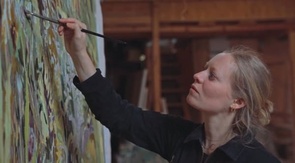Beatrice Hasell-McCosh in her studio. © The Artist. Photo: Georgia Rothman