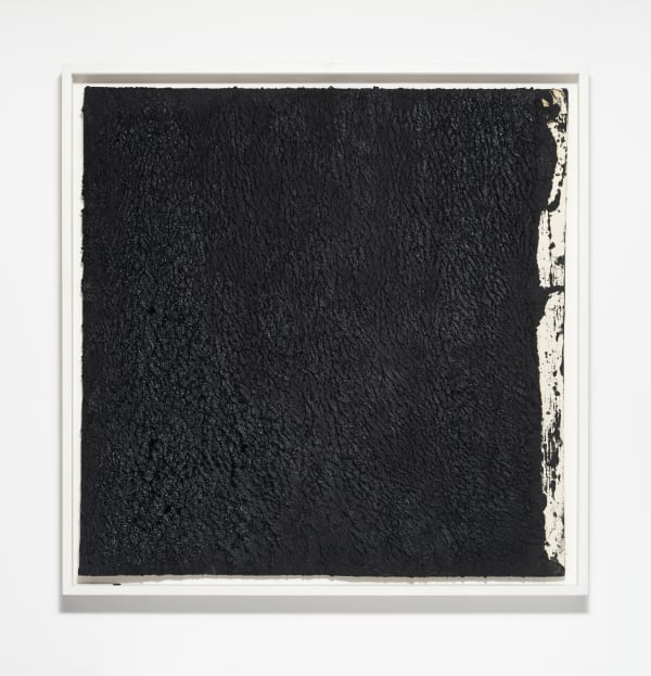 Richard Serra (1938) Solid #19, 2008 Bastão oleoso sobre papel artesanal [Paintstick on handmade paper] 101.6 x 101.6 cm [40 x 40 in.]