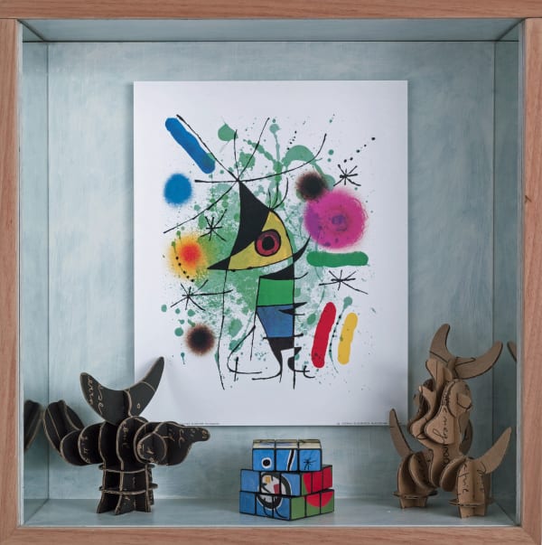 Elsa Zambrano, Miro, 2017, assemblage, 43 x 43 x 15 cm.