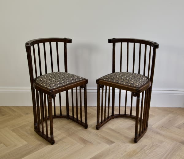 Josef Hoffman, A Pair of Small Cabaret Fledermaus Chairs, Circa 1910