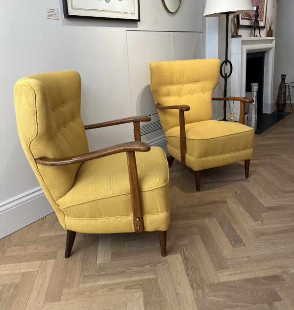 Attributed to Paolo Buffa, A Pair of Italian Armchairs, Circa 1950s