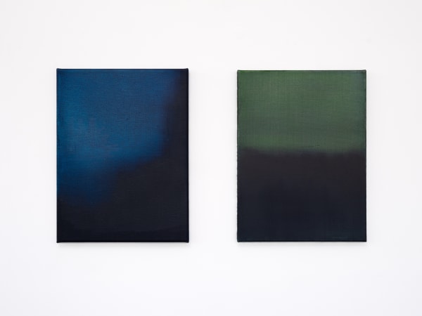 Left: Jannie Regnerus, Untitled, 2024, acrylics on linen, 40 x 30 cm Right: Jannie Regnerus, Untitled, 2024, acrylics on linen, 40 x 30 cm