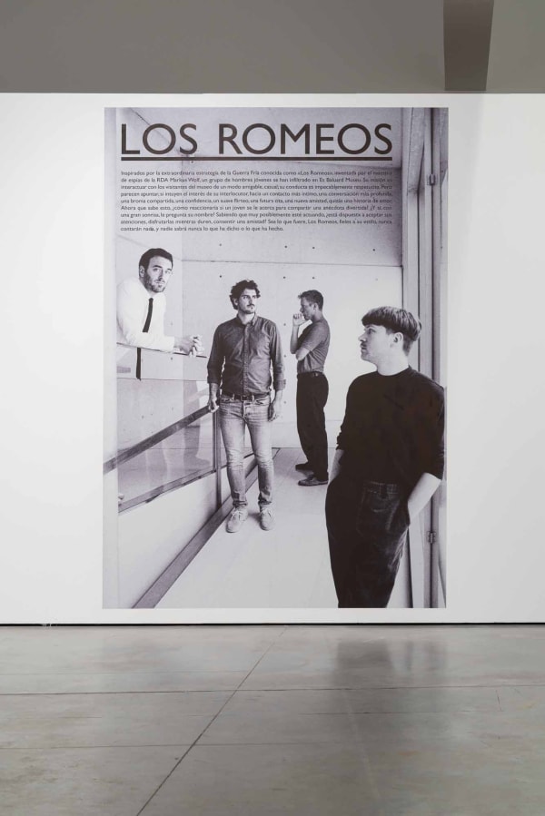 View of the exhibition “Dora García. Romeos, luchadorxs e insecto” © Es Baluard Museu, 2023. © of the work of...