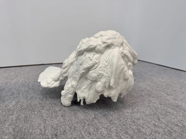 大卷伸嗣 Shinji OHMAKI 《漂浮–頭景 III》Flotage - Landscape on the Head III 2024 銅雕 Bronze 28 × 23 × 36 cm Ed. 3 + 2 AP