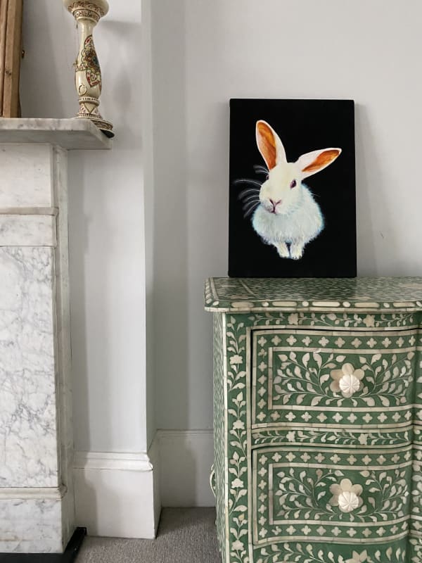 Whiterabbit2 20X14In Insitu4