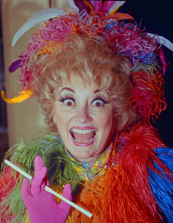Phyllis Diller portrait. Allen Warren. Source: Wikimedia Commons.