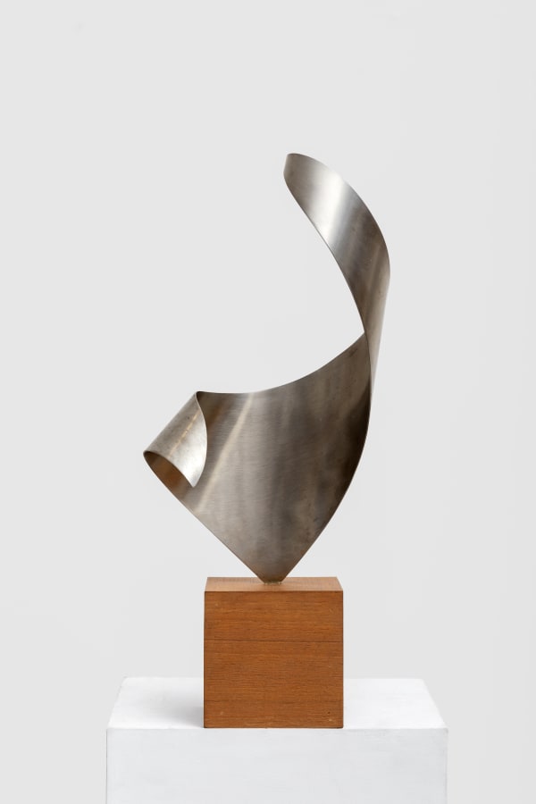 Peacock Stainless steel repoussé 14 x 7 x 7 in