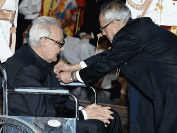 Noted artist Raza conferred highest French civilian honour