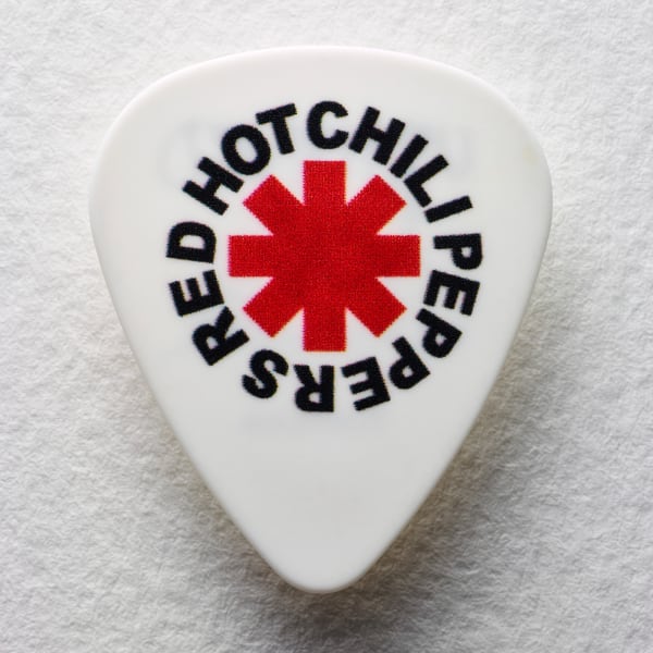 Adriano Fagundes, Patricia Oliveira, tour manager -John Frusciante - Red Hot Chili Peppers, 2025