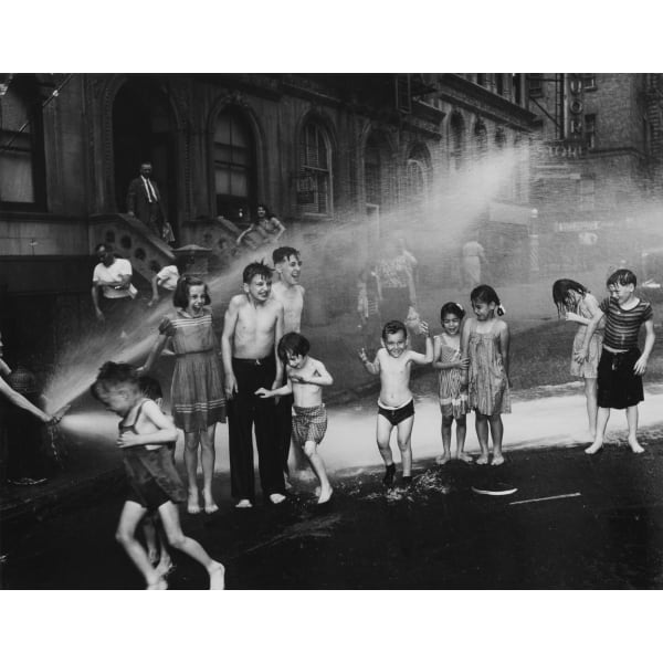 Weegee, Fire Hydrant, 1937.