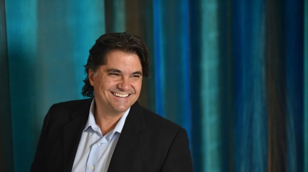 MEET THE ARTIST- HAMILTON AGUIAR