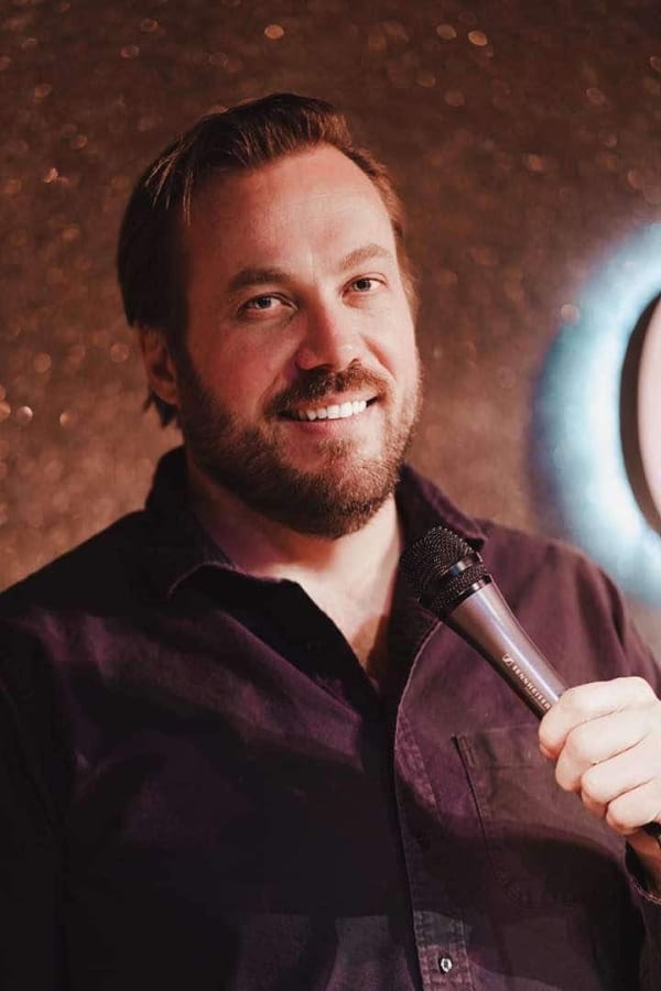 Headliner, Elliot Woolsey was raised in Colorado and looms large over the Denver Comedy Scene. As a pro comedian at Comedy Works and a regular at festivals, colleges, and clubs all over the country, Elliot has shared the stage with giants of the industry including Dave Chappell, Norm Macdonald, Patton Oswalt, Tom Segura, and many more.