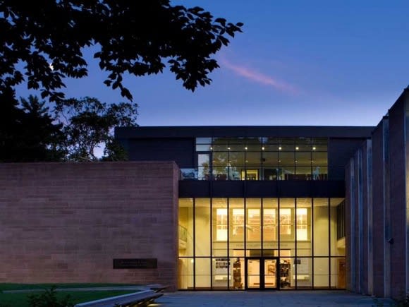mccormick-hall-6_princeton-university-art-museum-pano-bruce-white at night
