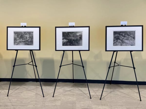 three paintings by Tai Xiangzhou, exhibiting on tripod stands