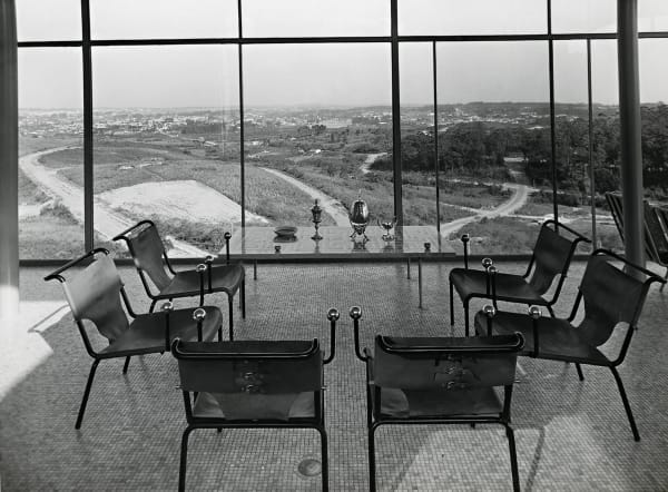 Living room at Casa de Vidro with a view of the neighborhood. Photo: Instituto Bardi.