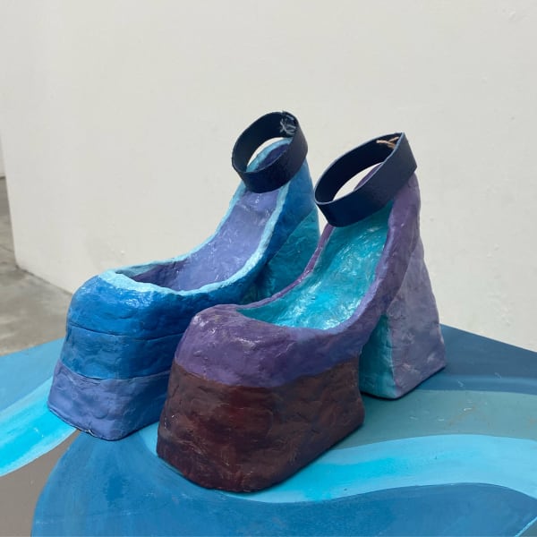 Nora Neagoe The Blues, 2022 Airdrying clay, acrylic paint, varnish 20 x 7 x 17 cm