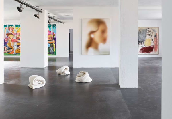 CHRONICLES 4 Group show