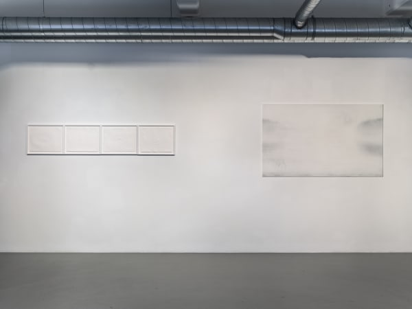 Installation view, Tina Eskilsson, Dripping Point, 2024, Galleri Duerr. Photo: Jean-Baptiste Béranger.