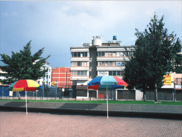 Plazas Disponibles Instalacio N Parasoles Y Anclajes Registro Fotografico Del Artista An O 2005 2