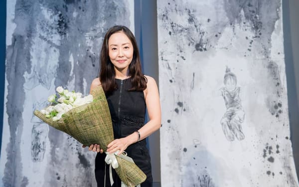 Ex2559 A Space To Exist 960X600 M