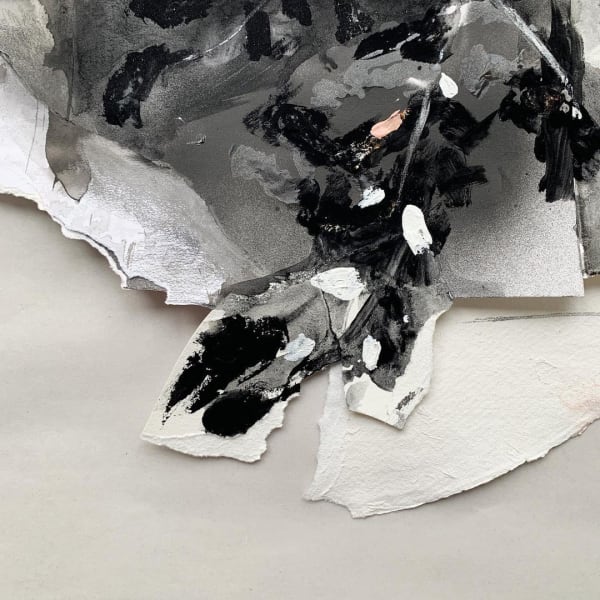 71528360 2405391306255906 4678077948597984785 N