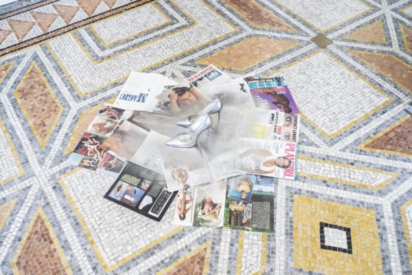 Sylvie Fleury Chaussures Italiennes 2019 Istituto Svizzero 7