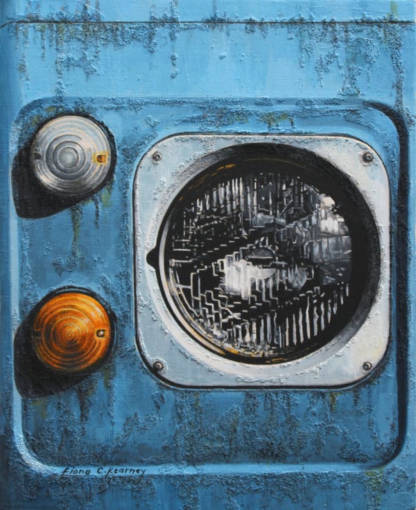 Fiona Kearney at Alchemist Gallery Dingwall land rover black isle buy art artwork oil painting realism high detail headlight