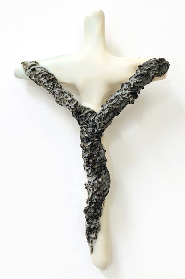 21 220X135 1150 Richardlewer Crucifix