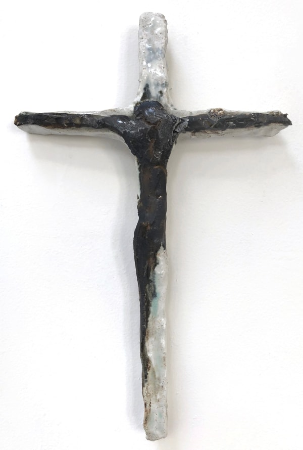31 320X200 1500 Richardlewer Crucifix