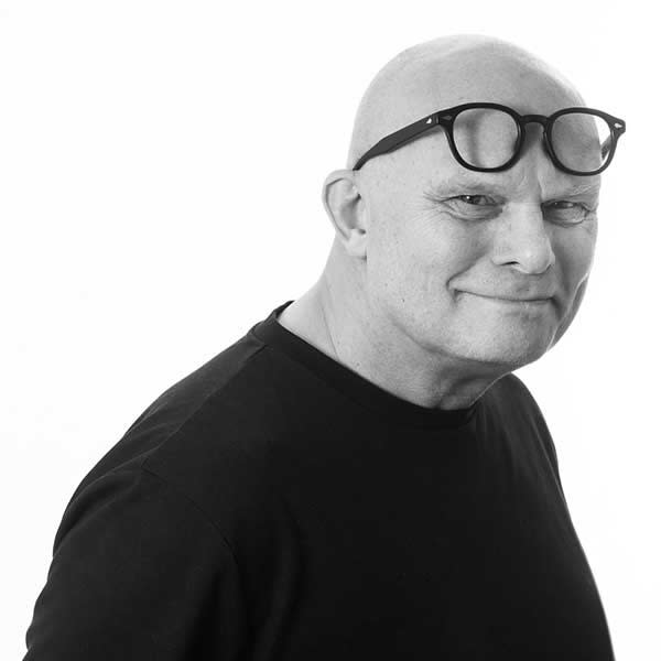 svartvit porträttbild Pelle Bergström