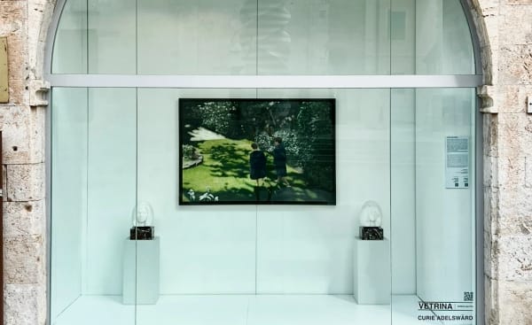 Curie Adelswärd ställer ut i Italien