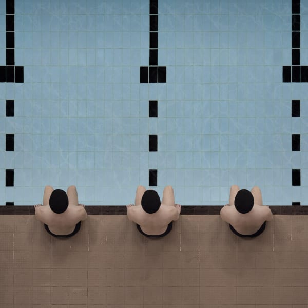 Soo Burnell, Poolside