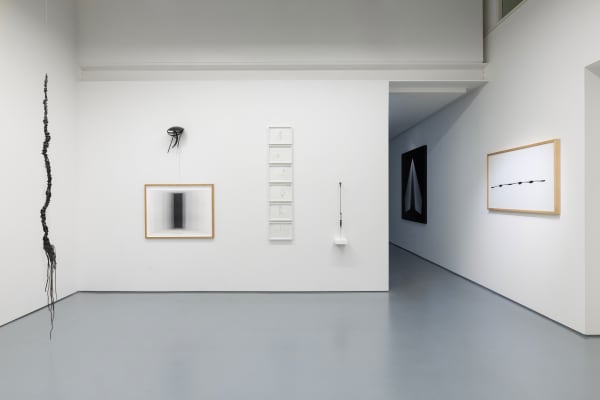 Vista de exposição \ Exhibition view '...daquele que é (des)objeto III', FLR - Fundação Leal Rios, 2025 © Bruno Lopes