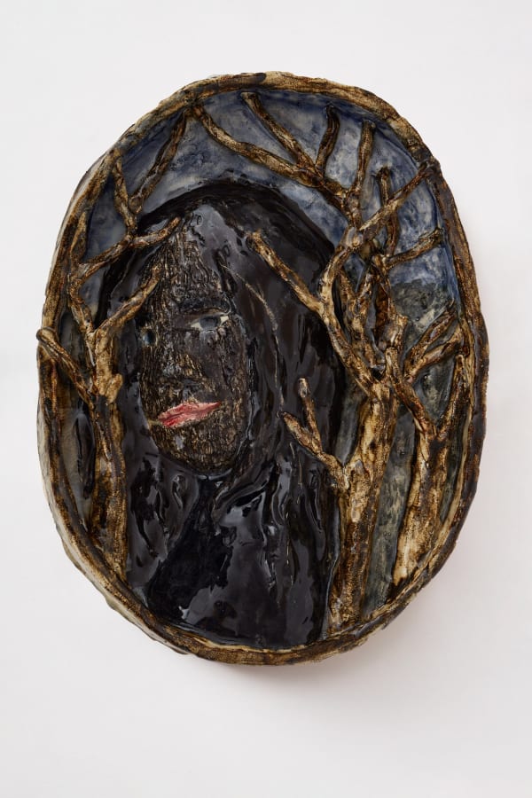 Klara Kristalova En sista blick / One Last Glance, 2020 Glazed stoneware, 54 x 41 x 10 cm